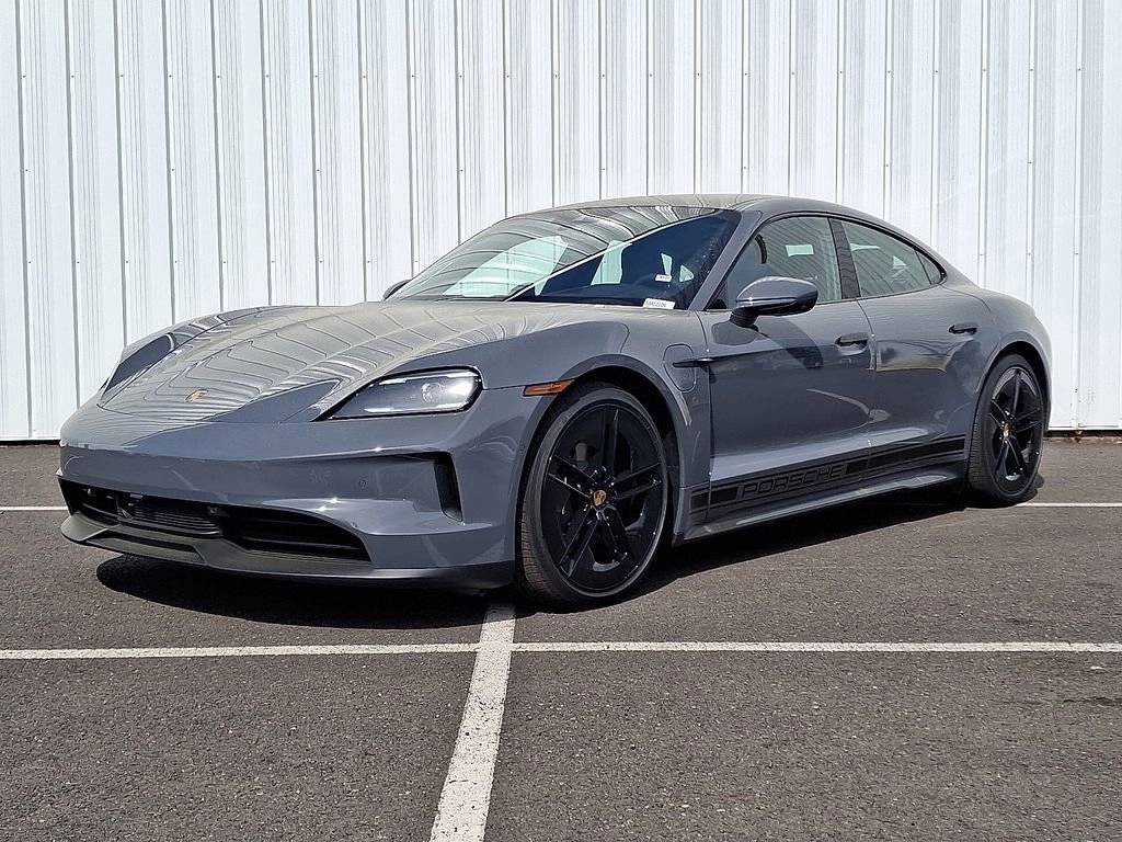2025 Porsche Taycan 4