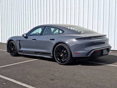2025 Porsche Taycan 4