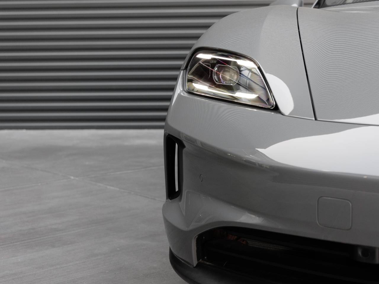 2025 Porsche Taycan Taycan 4