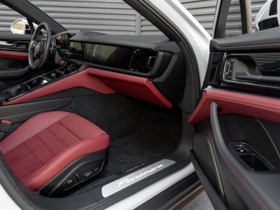 2025 Porsche Panamera Panamera