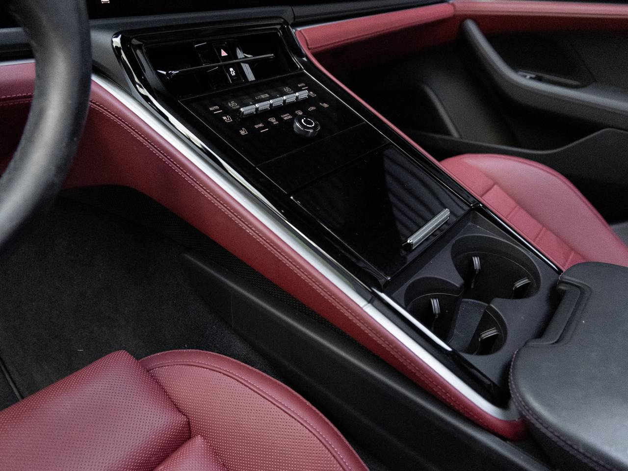 2025 Porsche Panamera Panamera