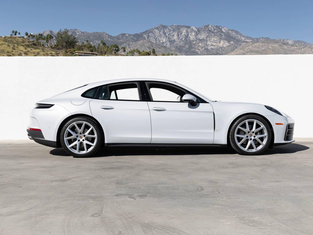 2025 Porsche Panamera Panamera