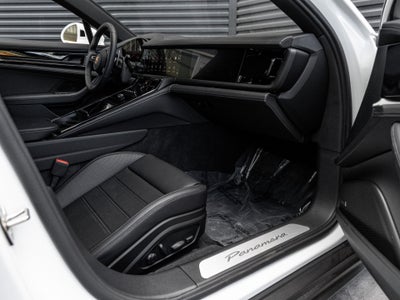 2025 Porsche Panamera Panamera