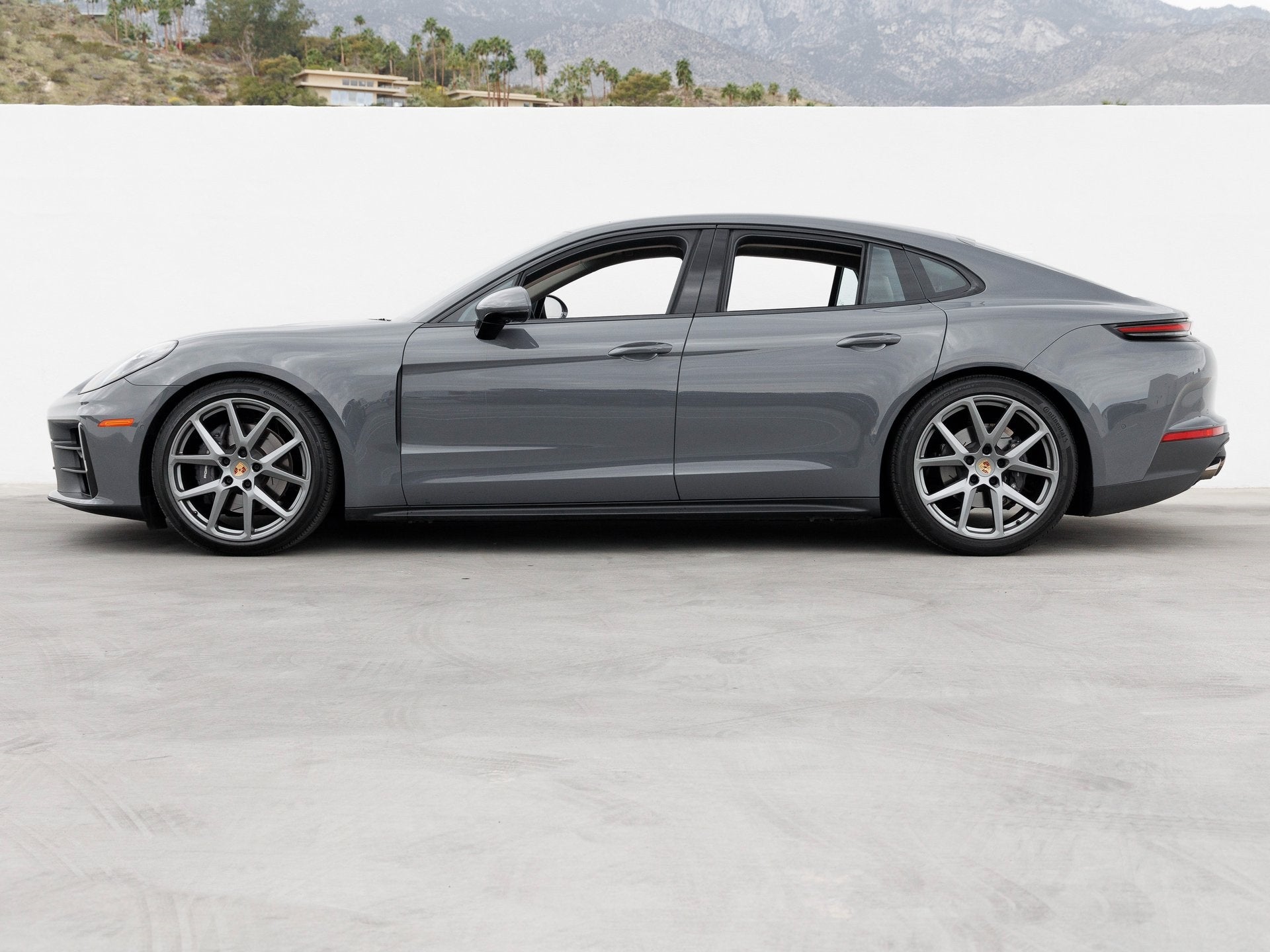 2025 Porsche Panamera Panamera