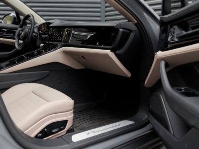 2025 Porsche Panamera Panamera