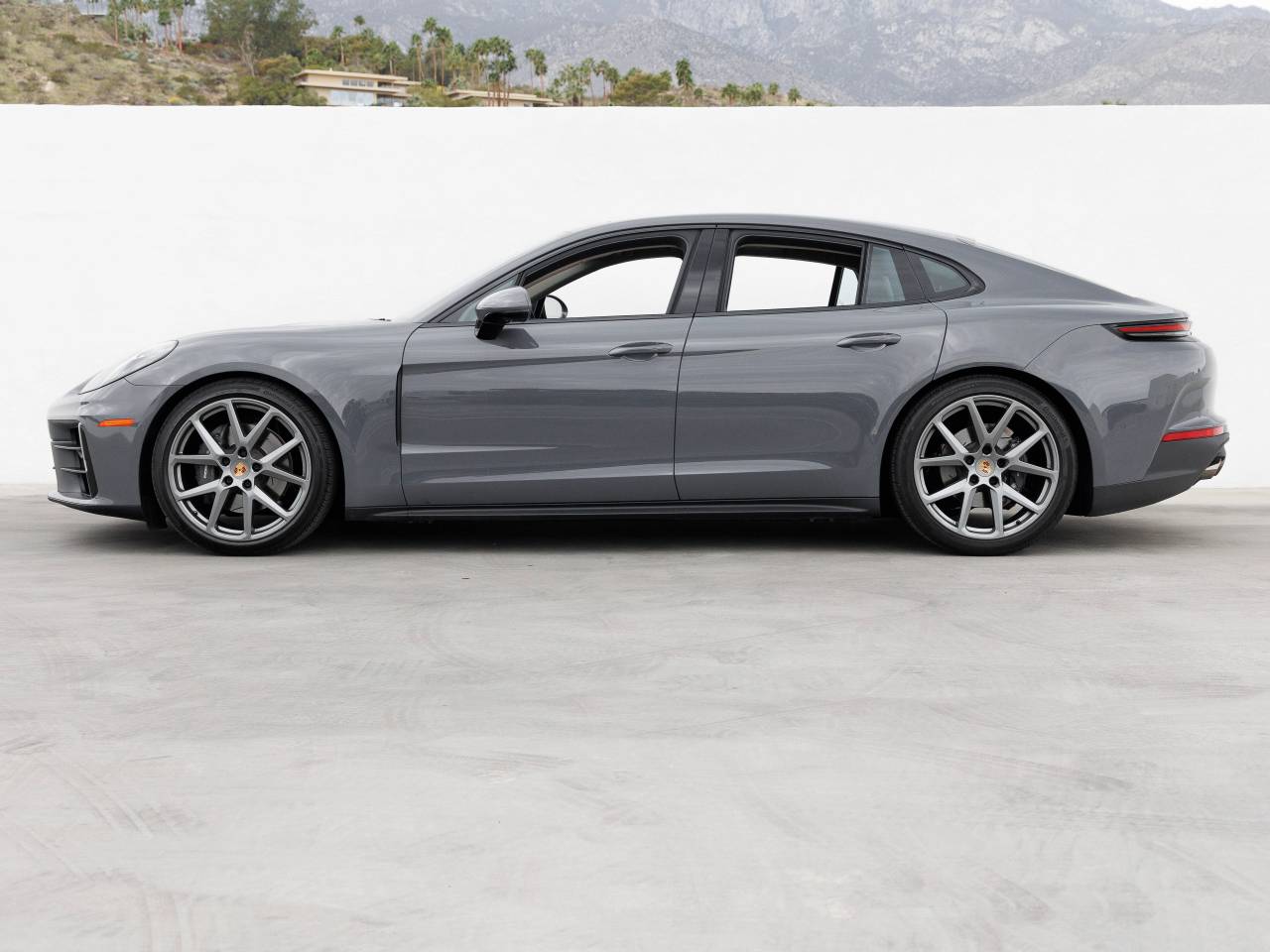 2025 Porsche Panamera Panamera