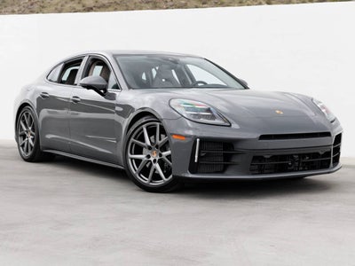 2025 Porsche Panamera Panamera