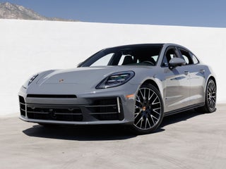 2026 Porsche Panamera Base