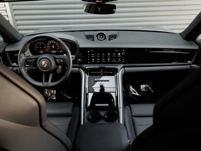 2024 Porsche Panamera Panamera 4 (MY24)