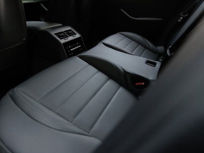 2024 Porsche Panamera Panamera 4 (MY24)