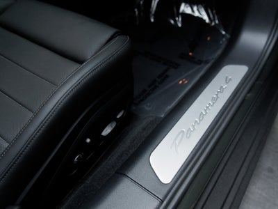 2024 Porsche Panamera Panamera 4 (MY24)