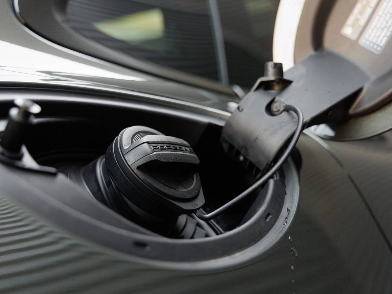 2024 Porsche Panamera Panamera 4 (MY24)