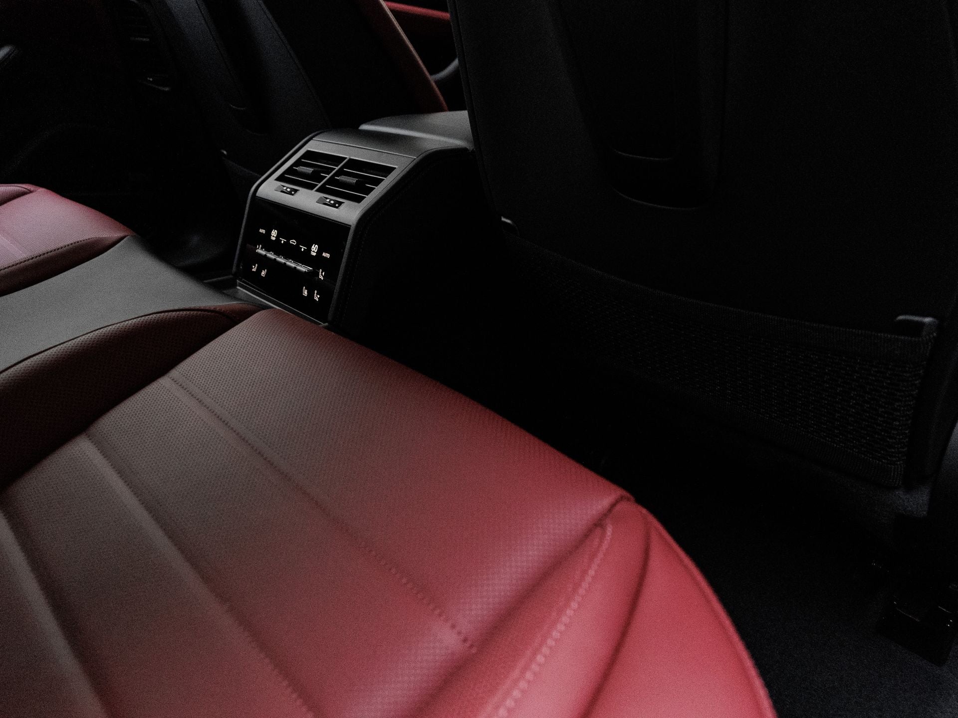 2026 Porsche Panamera Base