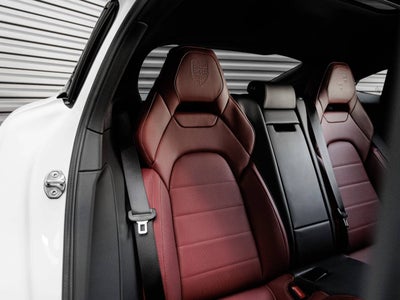 2026 Porsche Panamera Base