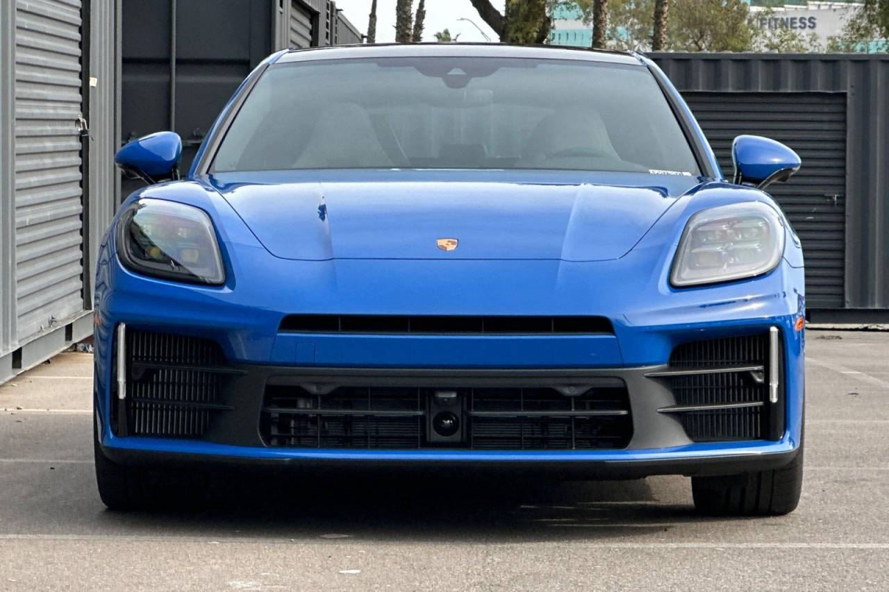 2026 Porsche Panamera Panamera 4