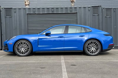 2026 Porsche Panamera Panamera 4