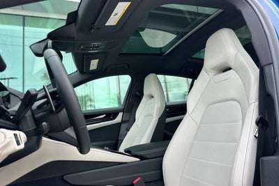 2026 Porsche Panamera Panamera 4