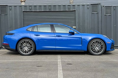 2026 Porsche Panamera Panamera 4