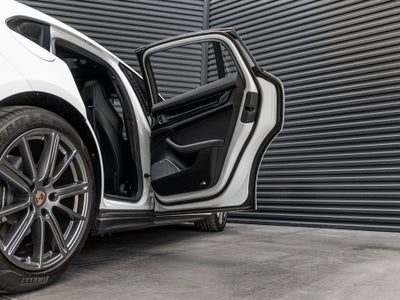 2025 Porsche Panamera Panamera