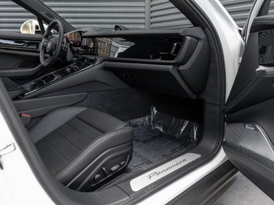 2025 Porsche Panamera Panamera