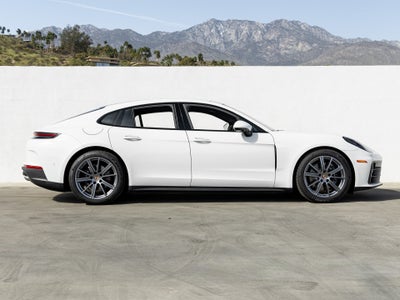 2025 Porsche Panamera Panamera