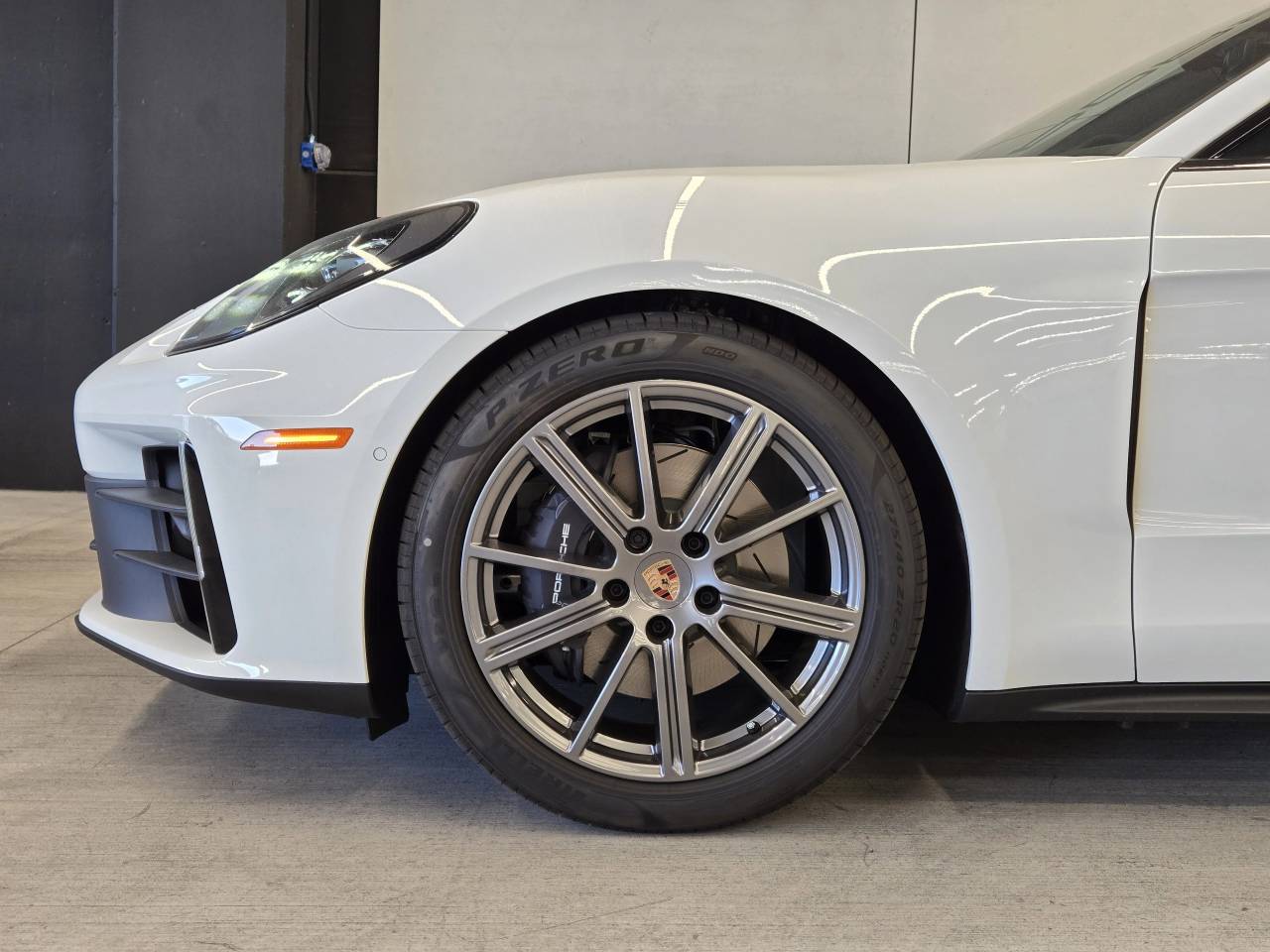 2025 Porsche Panamera Panamera