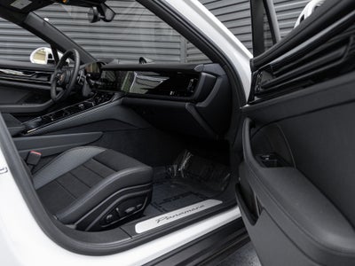 2025 Porsche Panamera Panamera