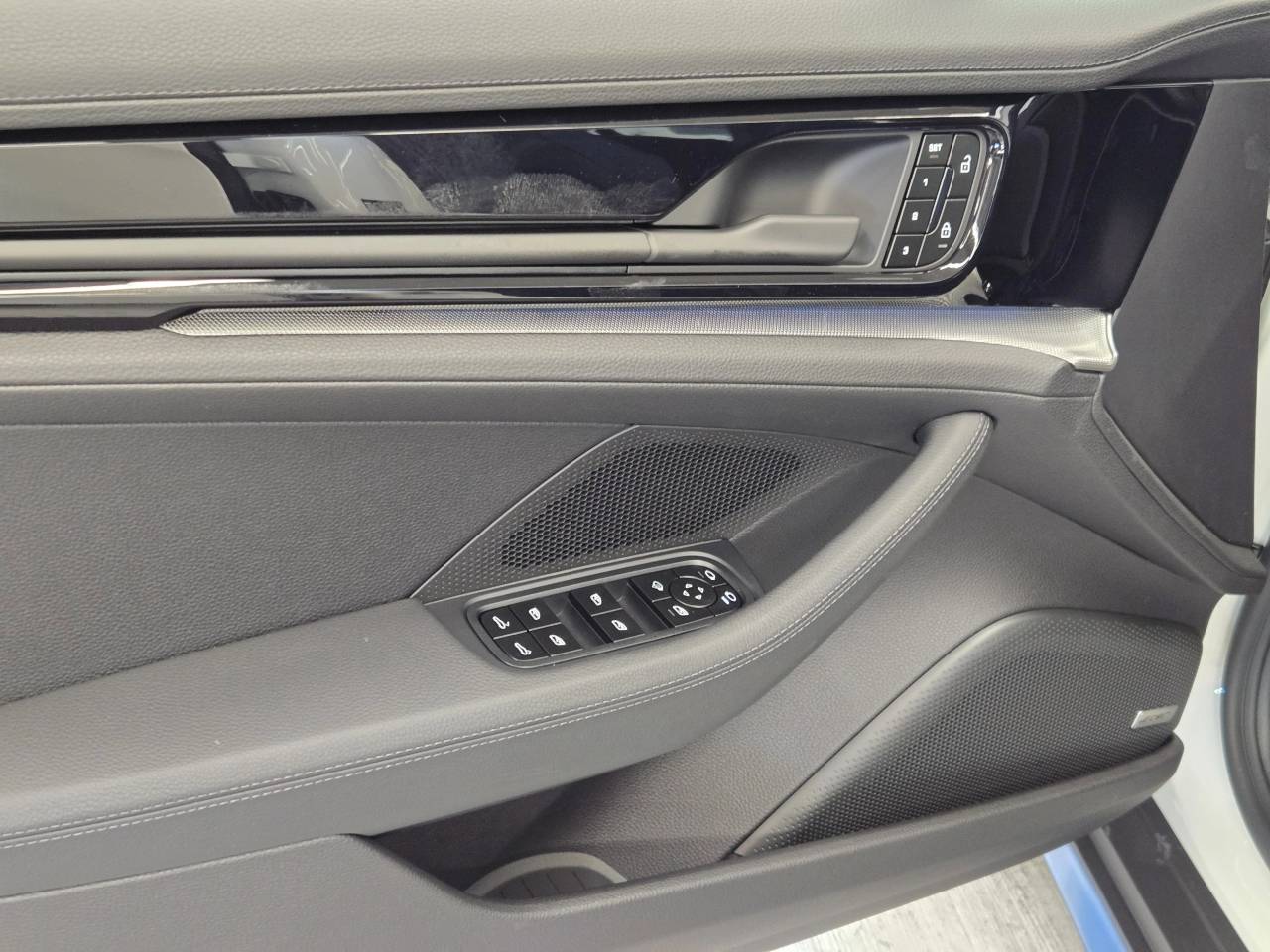 2025 Porsche Panamera Panamera