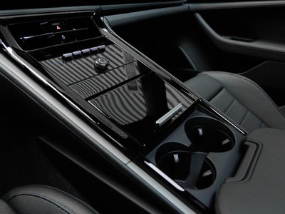 2026 Porsche Panamera Panamera 4
