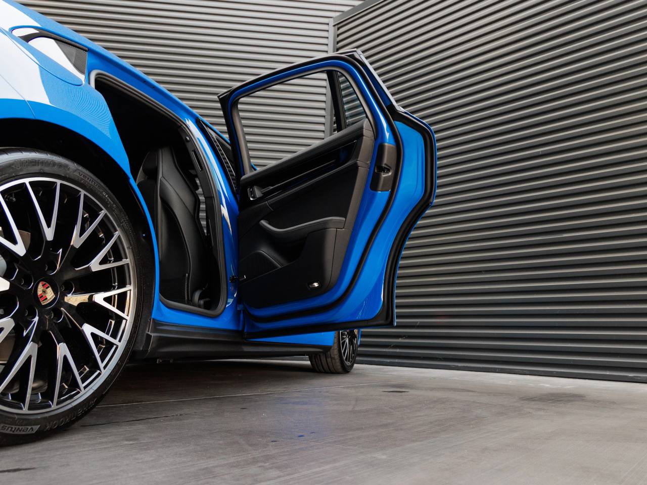 2026 Porsche Panamera Panamera 4