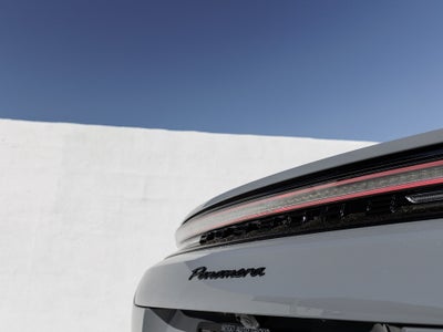 2026 Porsche Panamera Base