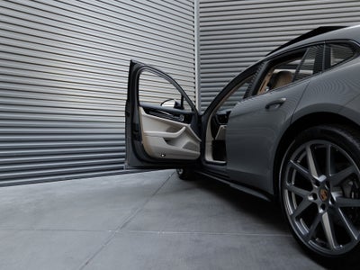 2026 Porsche Panamera Base