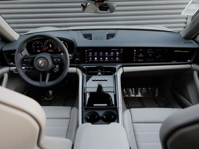 2026 Porsche Panamera Base