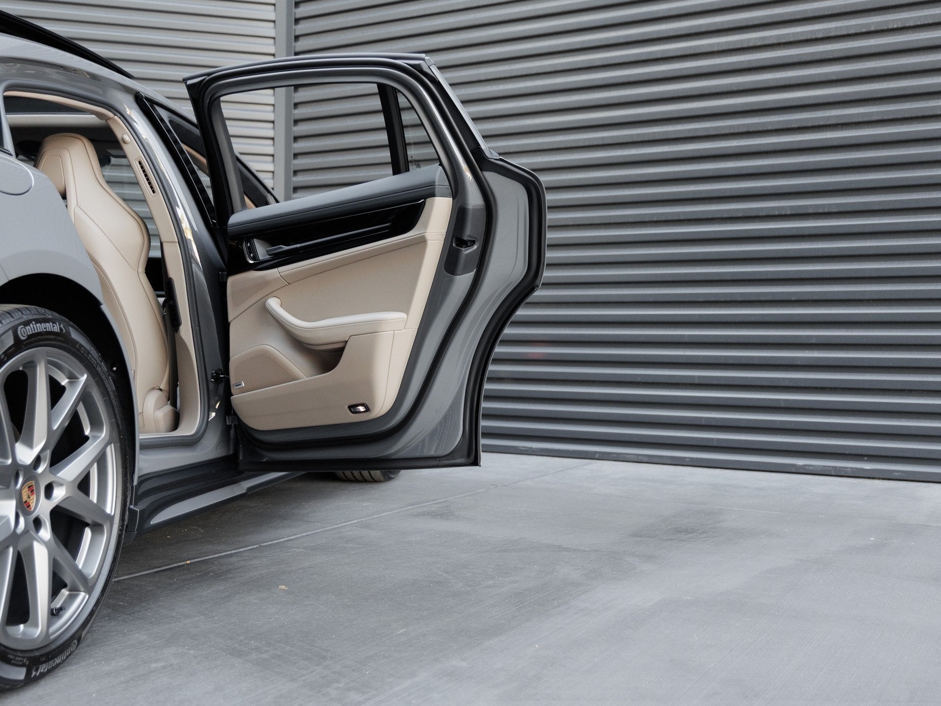 2026 Porsche Panamera Base