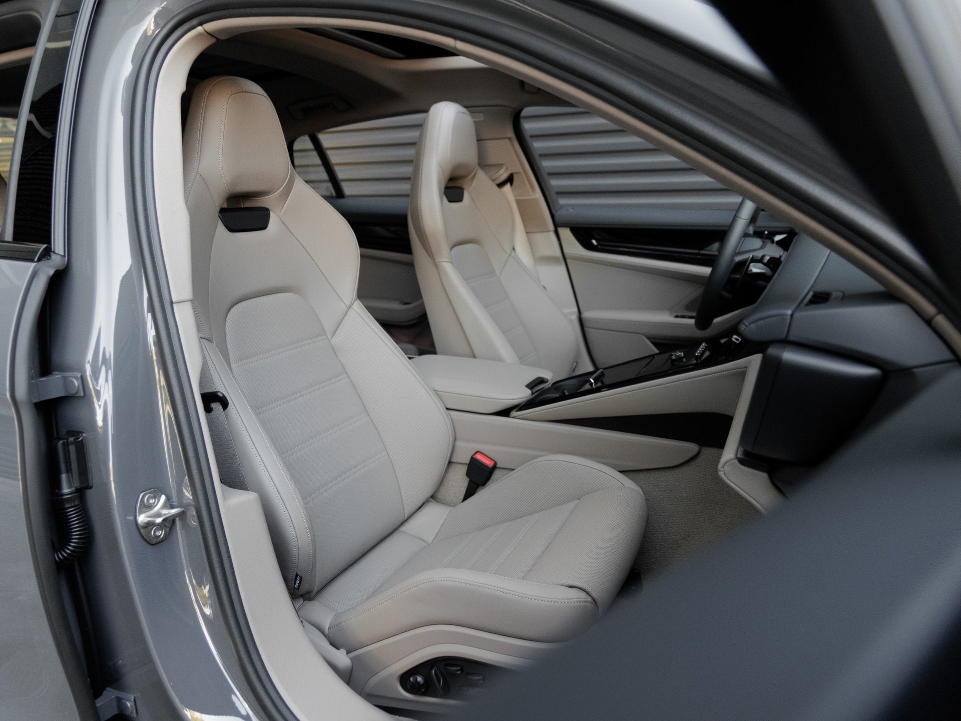 2026 Porsche Panamera Base