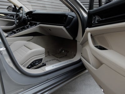 2026 Porsche Panamera Base