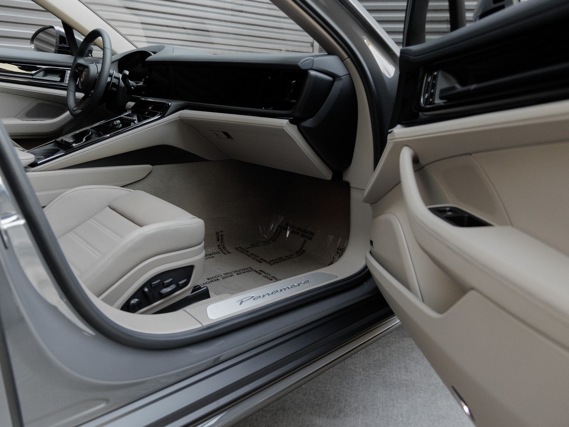 2026 Porsche Panamera Base