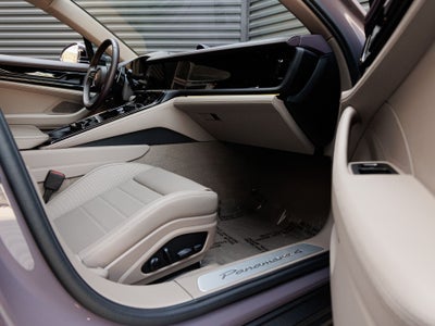 2026 Porsche Panamera Panamera 4
