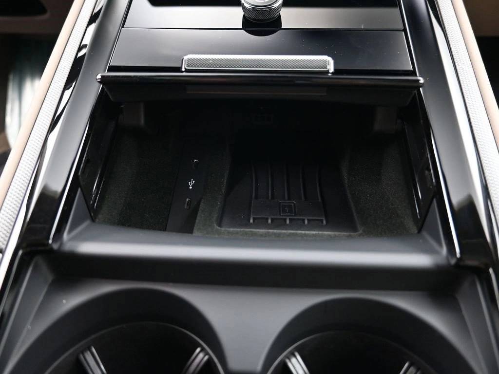 2026 Porsche Panamera 4