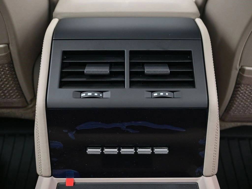 2026 Porsche Panamera 4