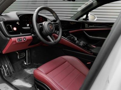 2026 Porsche Panamera Panamera 4