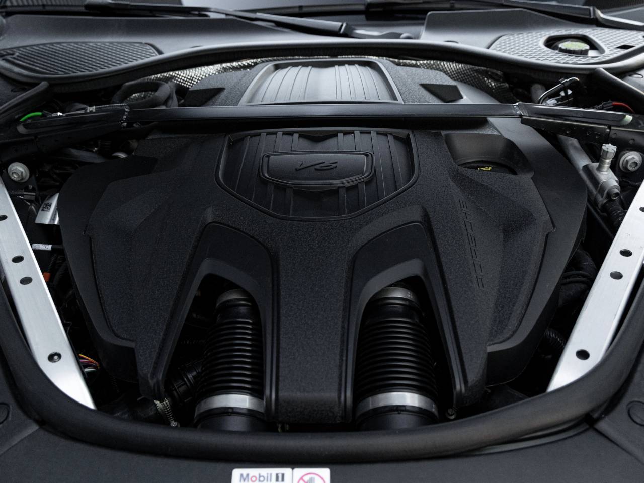 2025 Porsche Panamera Panamera 4