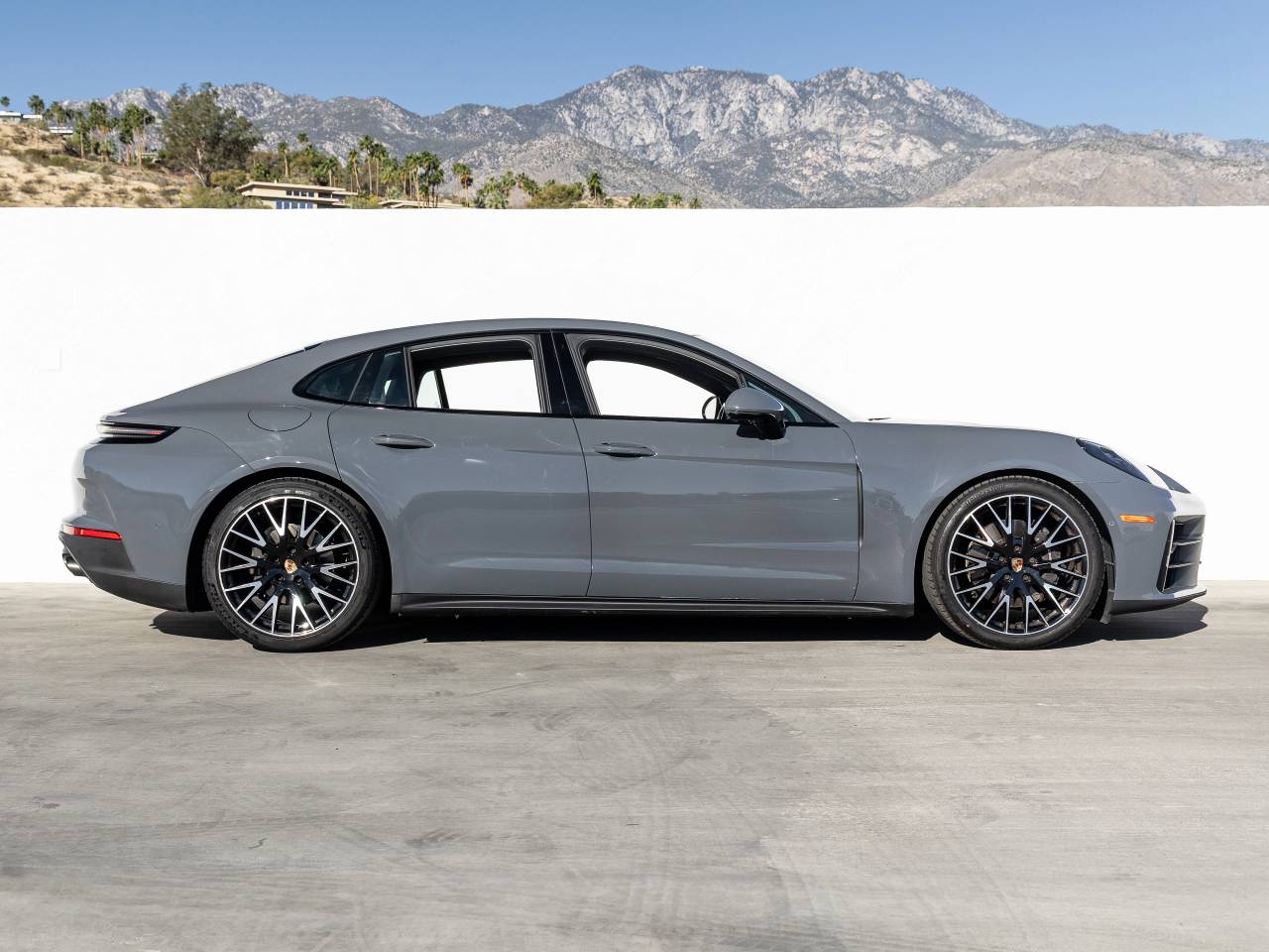 2025 Porsche Panamera Panamera 4