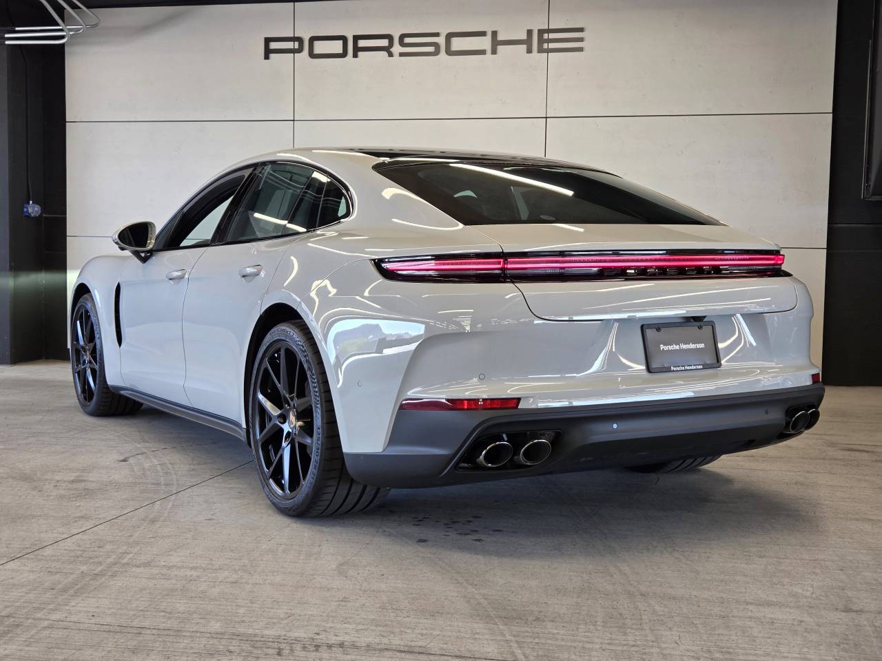 2025 Porsche Panamera Panamera