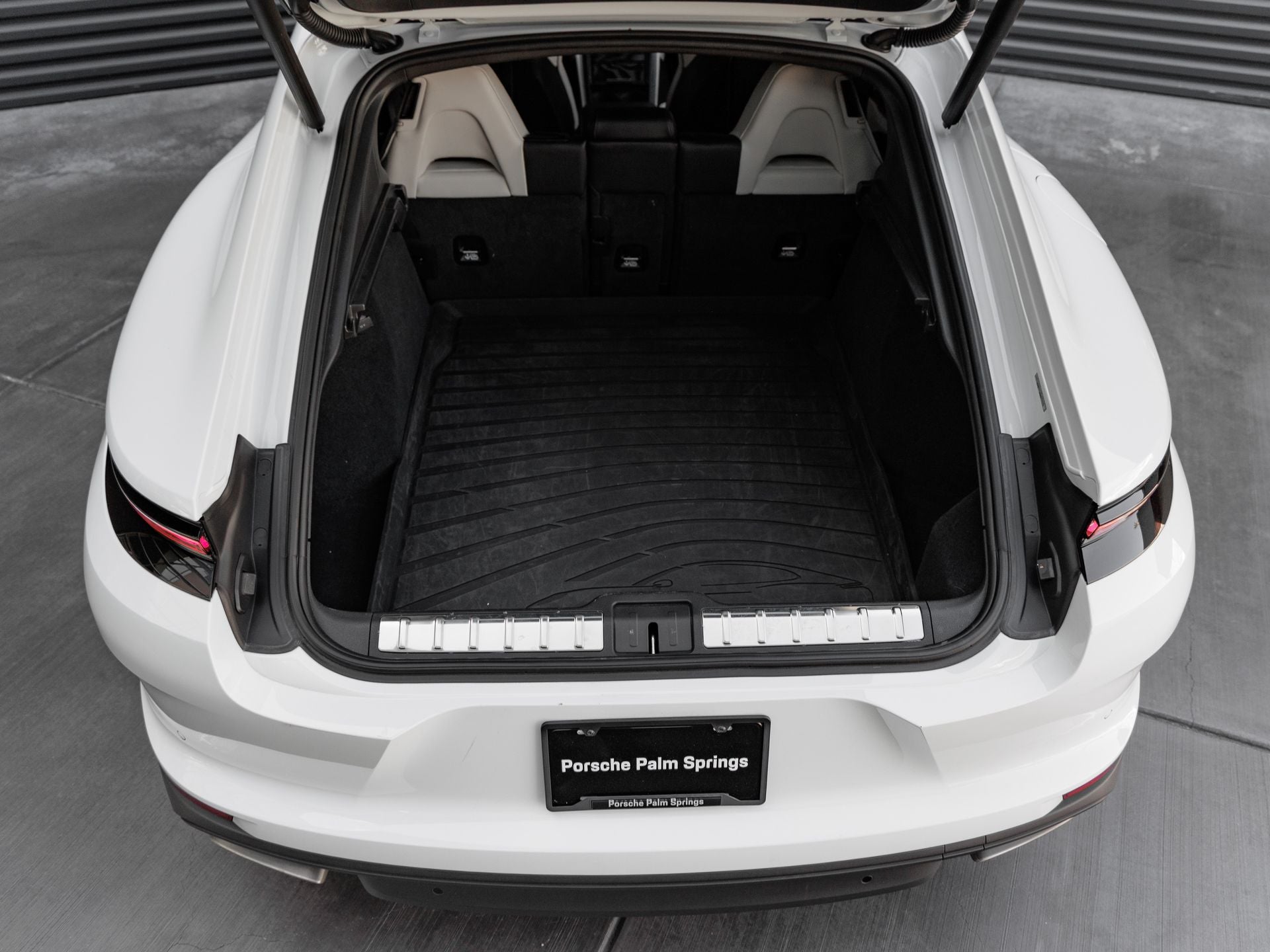 2025 Porsche Panamera Panamera