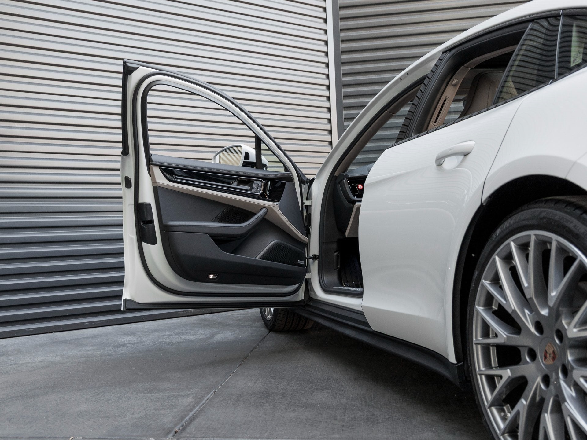 2026 Porsche Panamera Panamera 4