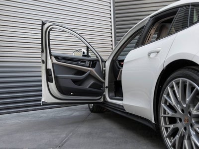 2026 Porsche Panamera Panamera 4