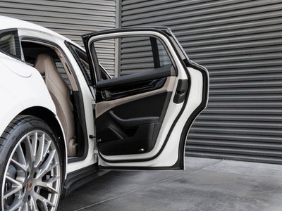 2026 Porsche Panamera Panamera 4