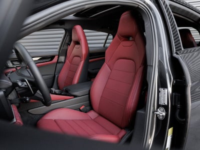 2025 Porsche Panamera Panamera