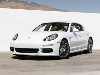 2016 Porsche Panamera S